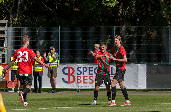 Match i Ettan Södra Mellan Torslanda IK och Torns IF