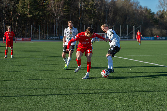 Match i Ettan Södra Mellan Torslanda IK och Oskarshamns AIK