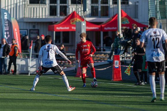 Match i Ettan Södra Mellan Torslanda IK och Oskarshamns AIK
