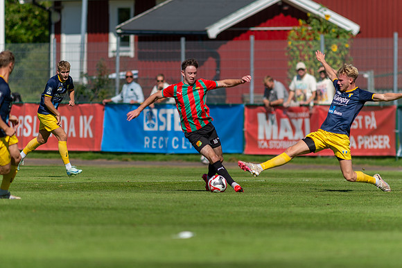 Match i Ettan Södra Mellan Torslanda IK och Torns IF
