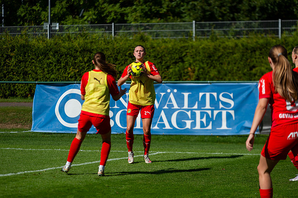 Match i Div 3 Damer Mellan Torslanda IK och Leums IS
