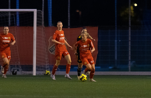 Match i Div 3 Damer Mellan Torslanda IK och Mossens BK