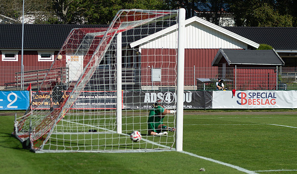 Match i Ettan Södra Mellan Torslanda IK och FC Rosengård