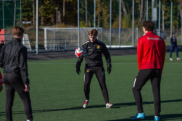 Match i Ettan Södra Mellan Torslanda IK och Norrby IF