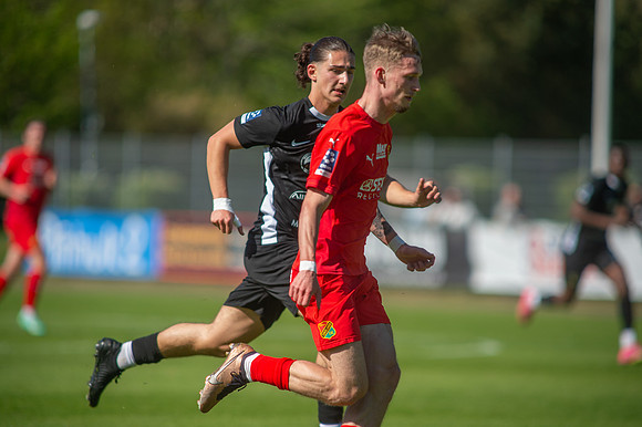 Match i Ettan Södra Mellan Torslanda IK och Arianda FC