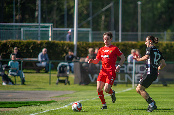 Match i Ettan Södra Mellan Torslanda IK och Arianda FC