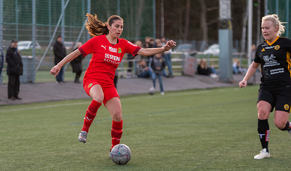 Match i Div 3B Damer Mellan Torslanda IK och Mossens BK