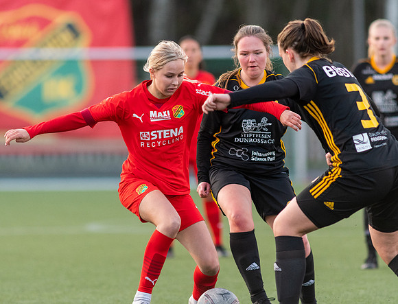 Match i Div 3B Damer Mellan Torslanda IK och Mossens BK