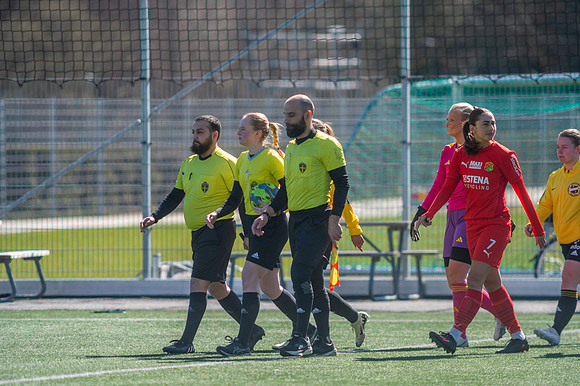 Match i Div 3 Damer Mellan Torslanda IK och Mossens BK