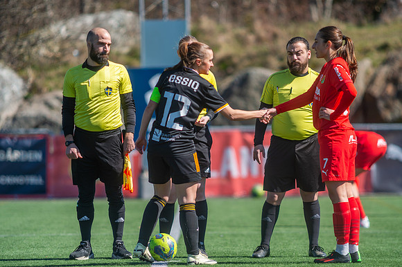 Match i Div 3 Damer Mellan Torslanda IK och Mossens BK