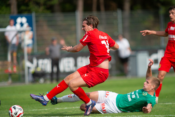 Match i Ettan Södra Mellan Torslanda IK och Jönköpings Södra IF