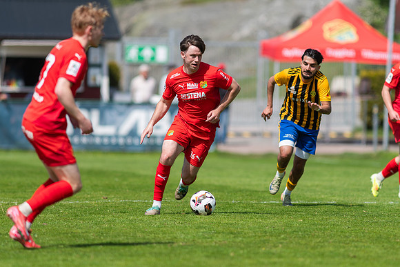 Match i Divistion 2 Västra Götaland Mellan Torslanda IK och Jonsereds IF
