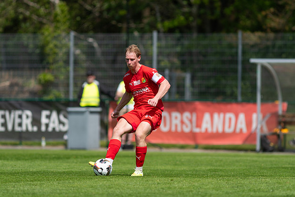 Match i Divistion 2 Västra Götaland Mellan Torslanda IK och Jonsereds IF