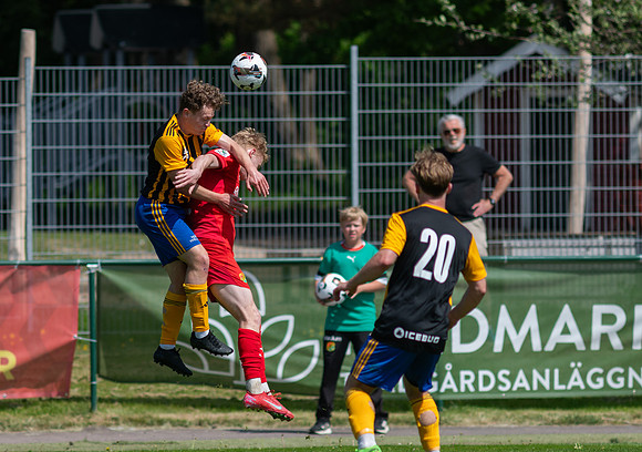 Match i Divistion 2 Västra Götaland Mellan Torslanda IK och Jonsereds IF