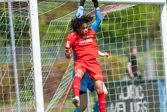 Match i Divistion 2 Västra Götaland Mellan Torslanda IK och Jonsereds IF