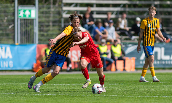 Match i Divistion 2 Västra Götaland Mellan Torslanda IK och Jonsereds IF