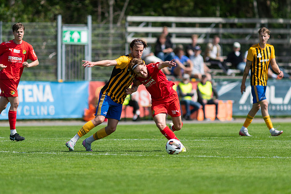 Match i Divistion 2 Västra Götaland Mellan Torslanda IK och Jonsereds IF