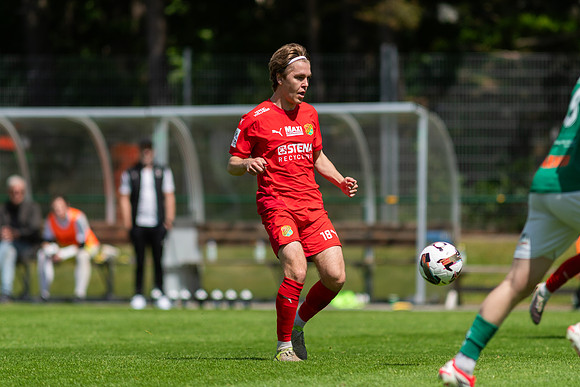 Match i Divistion 2 Västra Götaland Mellan Torslanda IK och Hestrafors IF