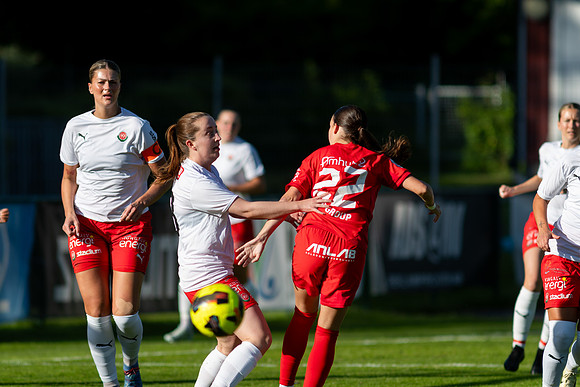Match i Divistion 2 Västra Götaland Mellan Torslanda IK och IK Kongahälla
