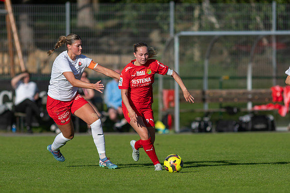 Match i Divistion 2 Västra Götaland Mellan Torslanda IK och IK Kongahälla