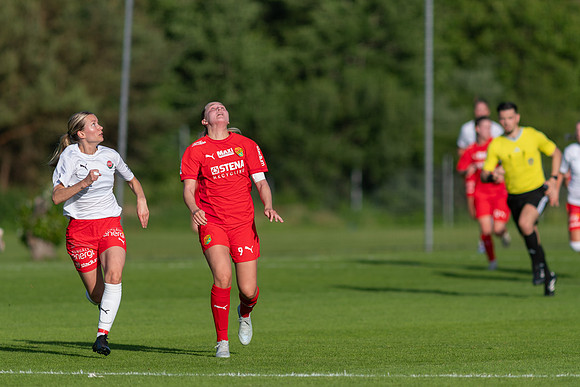 Match i Divistion 2 Västra Götaland Mellan Torslanda IK och IK Kongahälla