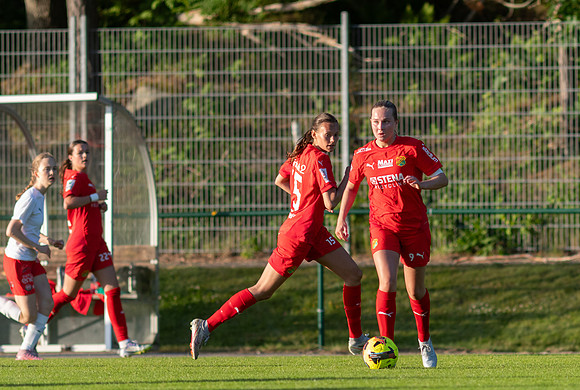 Match i Divistion 2 Västra Götaland Mellan Torslanda IK och IK Kongahälla