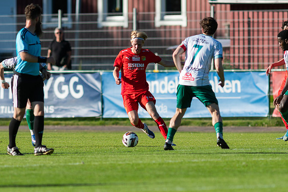 Match i Divistion 2 Västra Götaland Mellan Torslanda IK och Västra Frölunda IF