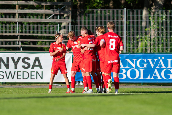 Match i Divistion 2 Västra Götaland Mellan Torslanda IK och Västra Frölunda IF