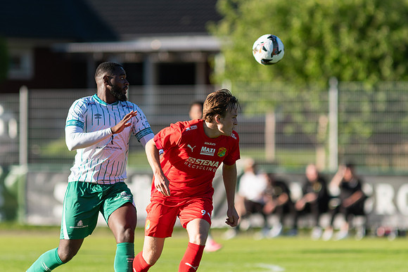 Match i Divistion 2 Västra Götaland Mellan Torslanda IK och Västra Frölunda IF