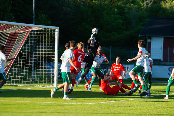Match i Divistion 2 Västra Götaland Mellan Torslanda IK och Västra Frölunda IF