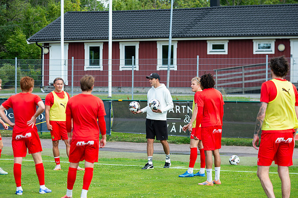Match i Divistion 2 Västra Götaland Mellan Torslanda IK och Galtaväcks BK