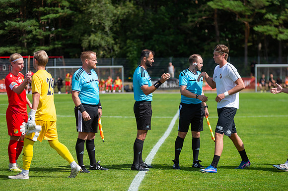 Match i Divistion 2 Västra Götaland Mellan Torslanda IK och Galtaväcks BK