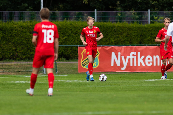 Match i Divistion 2 Västra Götaland Mellan Torslanda IK och Galtaväcks BK