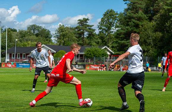 Match i Divistion 2 Västra Götaland Mellan Torslanda IK och Galtaväcks BK