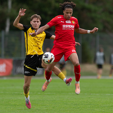 Match i Divistion 2 Västra Götaland Mellan Torslanda IK och Dalstorps IF