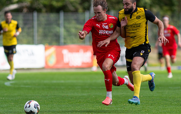 Match i Divistion 2 Västra Götaland Mellan Torslanda IK och Dalstorps IF