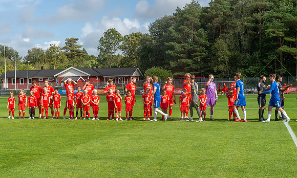Match i Divistion 2 Västra Götaland Mellan Torslanda IK och IF Böljan Falkenberg