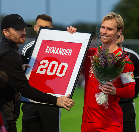 Match i Divistion 2 Västra Götaland Mellan Torslanda IK och IK Kongahälla