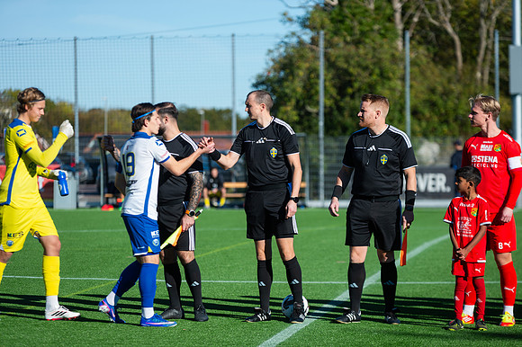 Match i Divistion 2 Västra Götaland Mellan Torslanda IK och Onsala BK