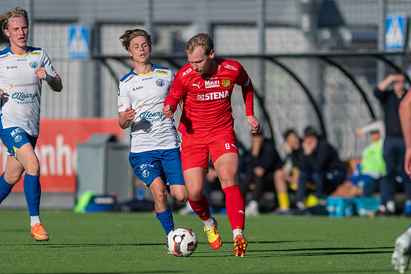 Match i Divistion 2 Västra Götaland Mellan Torslanda IK och Onsala BK