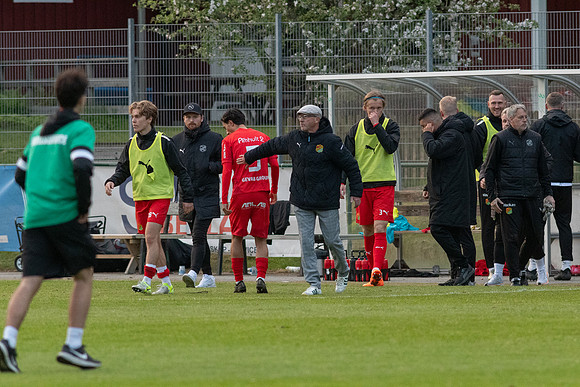 Match i Ettan Södra Mellan Torslanda IK och FC Trollhättan