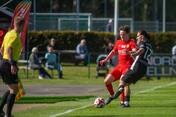 Match i Ettan Södra Mellan Torslanda IK och Arianda FC