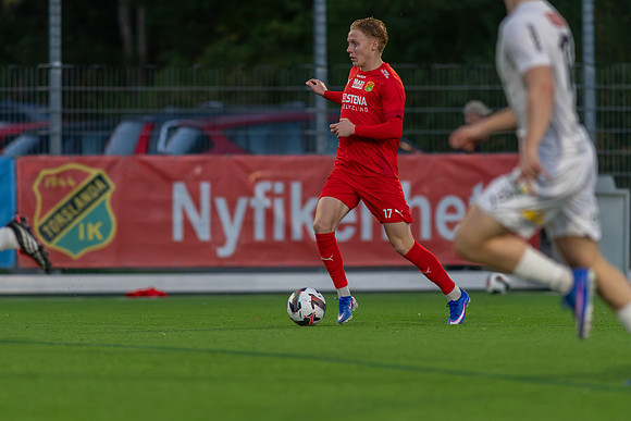Match i Divistion 2 Västra Götaland Mellan Torslanda IK och IK Kongahälla