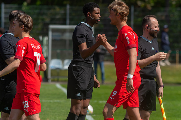 Match i Div 2 Norra Götaland Mellan Torslanda IK och IK Zenith