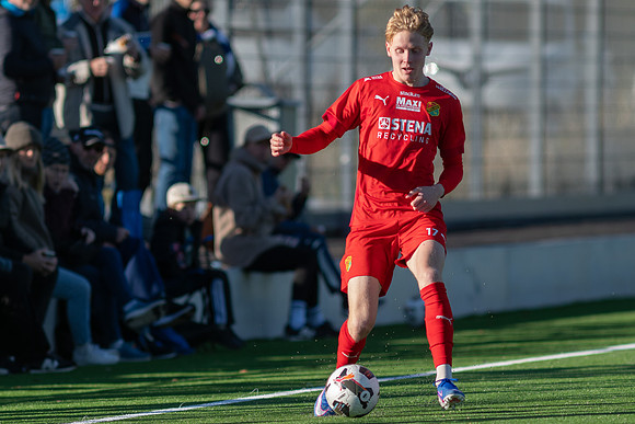 Match i Divistion 2 Västra Götaland Mellan Torslanda IK och Onsala BK