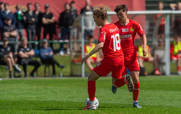 Match i Div 2 Norra Götaland Mellan Torslanda IK och IK Zenith