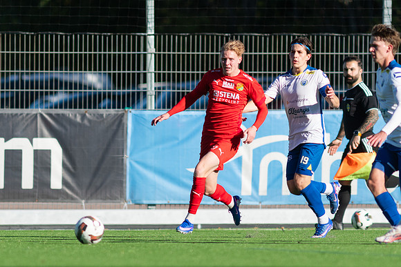 Match i Divistion 2 Västra Götaland Mellan Torslanda IK och Onsala BK
