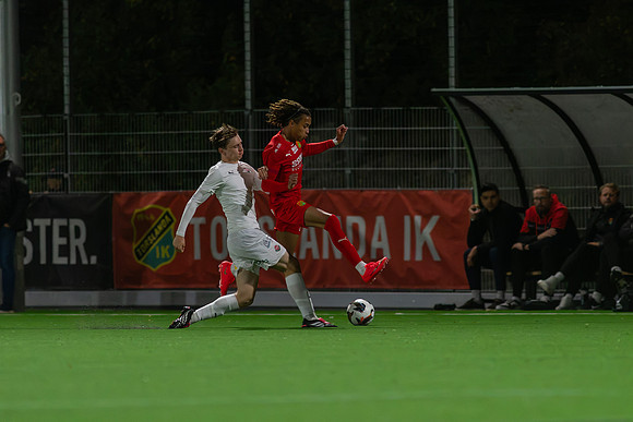Match i Divistion 2 Västra Götaland Mellan Torslanda IK och IK Kongahälla