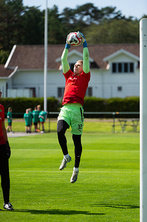 Match i Ettan Södra Mellan Torslanda IK och FC Rosengård 1917