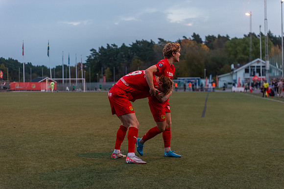 Match i Ettan Södra Mellan Torslanda IK och Oskarshamns AIK